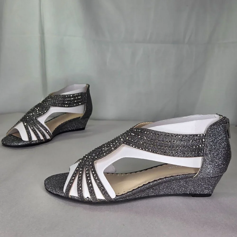 NWT Charter Club Women's Ginifur Wedge Sandals - Pewter - Picture 2 of 7
